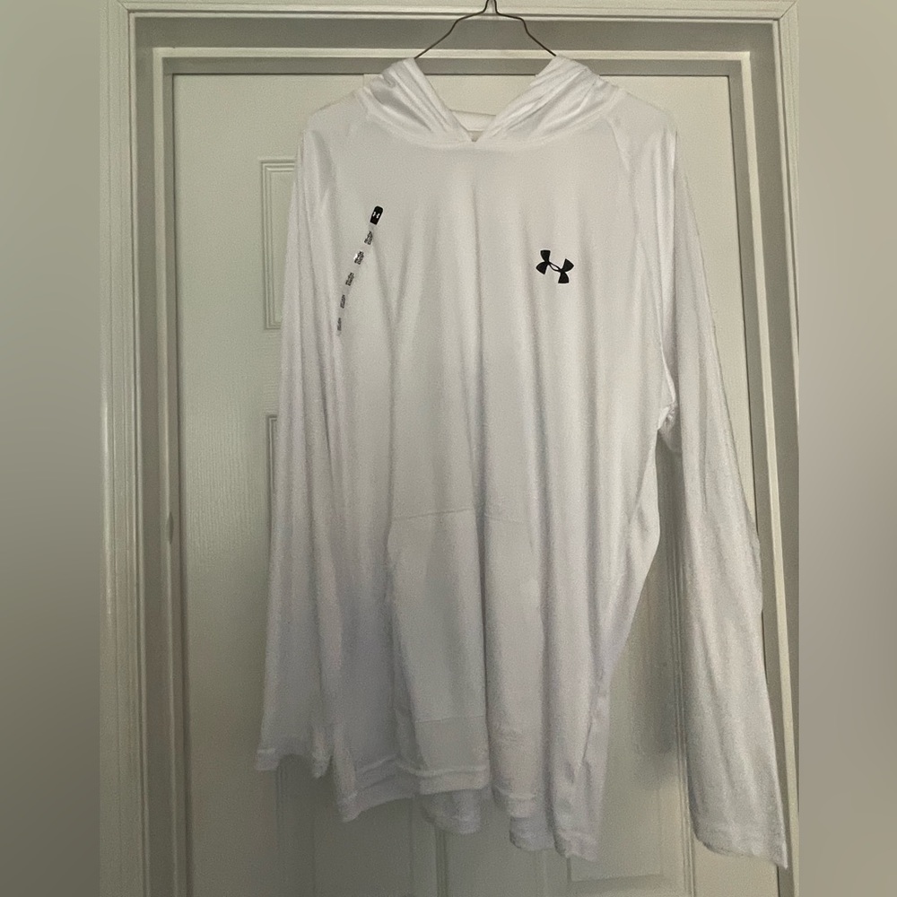 Men’s Under Armour Long Sleeved Hooded Top